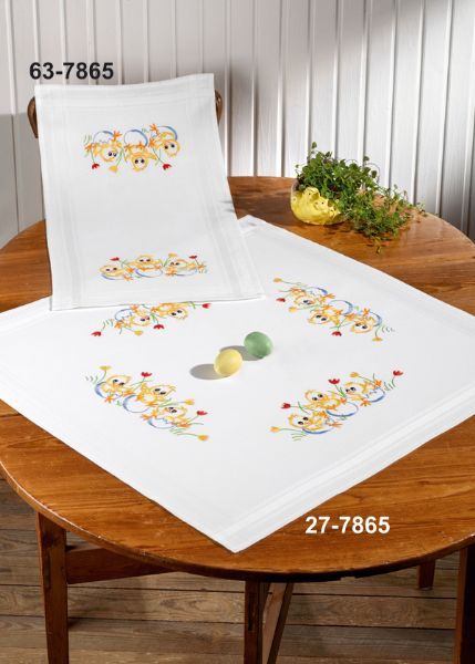 Kyllinger i eggeskall 80x80cm